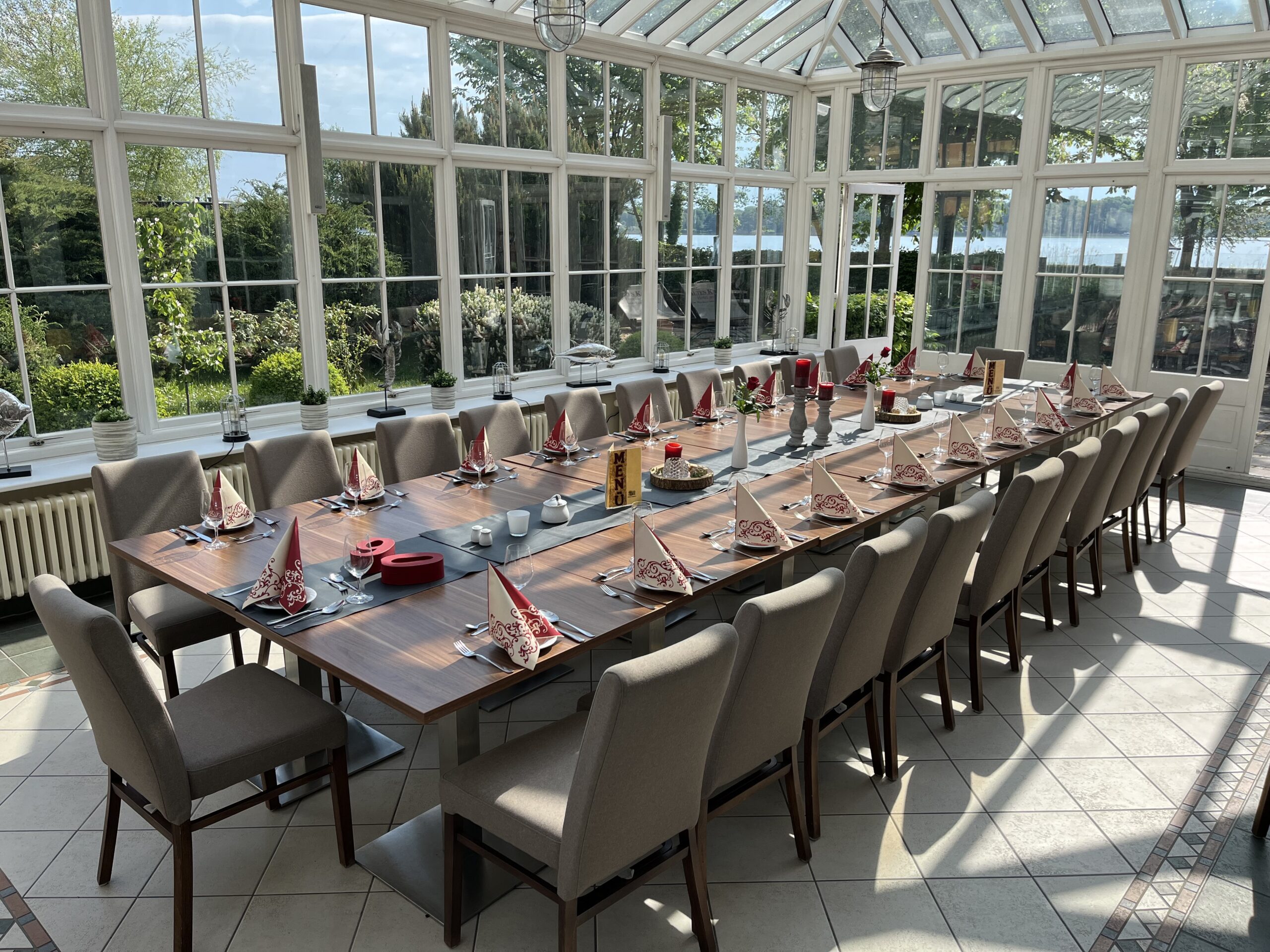 Erholsame Lage am Wasser - Hotel Altes Kasino Neuruppin